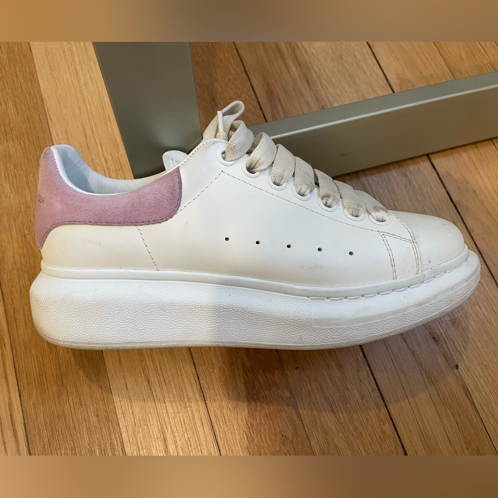 Alexander McQueen sneakers. Woman size 7.5. The color is white with lilac back.